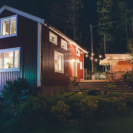 Lilla Dalbo "Adults Only, Djurfritt", Ulvoen Hoega Kusten Ulvöhamn المظهر الخارجي الصورة